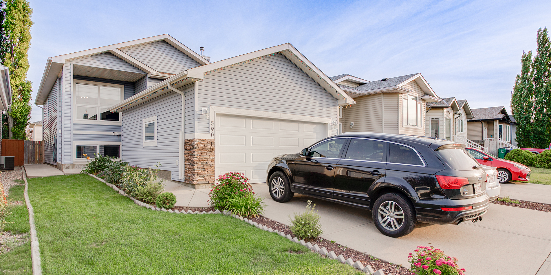 590 Squamish Lane W